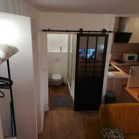 Cosmopolitan&parking, Centre