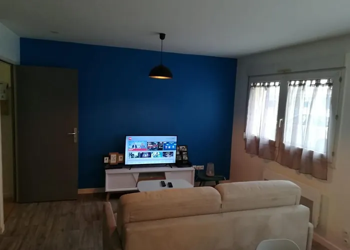 Cosmopolitan & Parking, Centre Apartamento