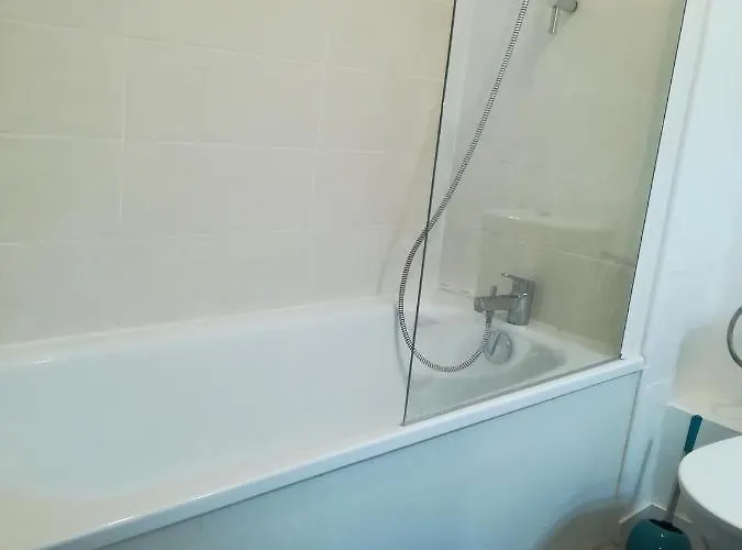 Cosmopolitan & Parking, Centre Le Mans